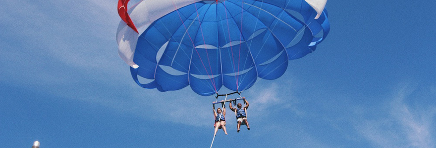 vol en parachute ascensionnel